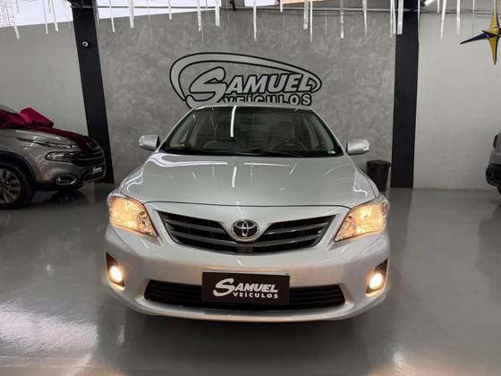 TOYOTA COROLLA 2.0 XEI 16V FLEX 4P AUTOMÁTICO